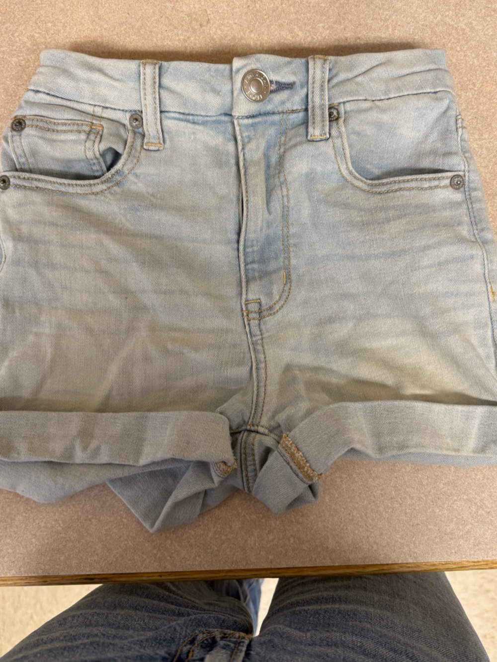 American Eagle Outfitters Light Wash Denim Boyfriend Jeans Shorts